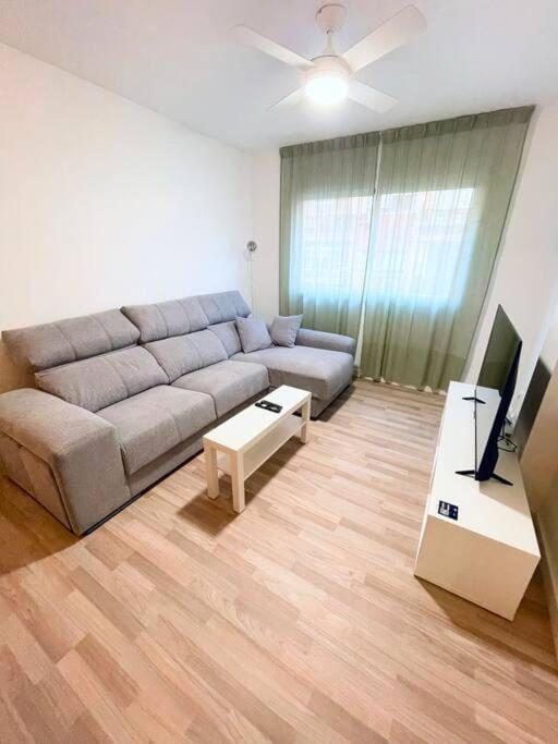 Modern Apartment In Malaga - Rosas Exterior photo